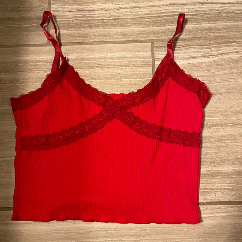 Vintage y2k Red Lace floral lace ribbed cropped cami tank top